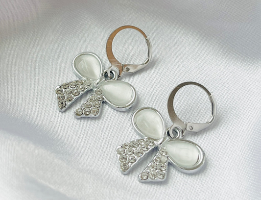 pearl bow round earring